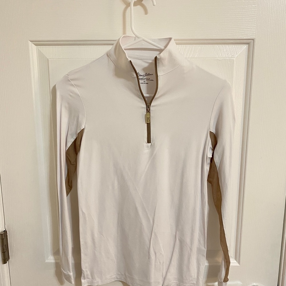 Tailored sportsman riding sun shirt